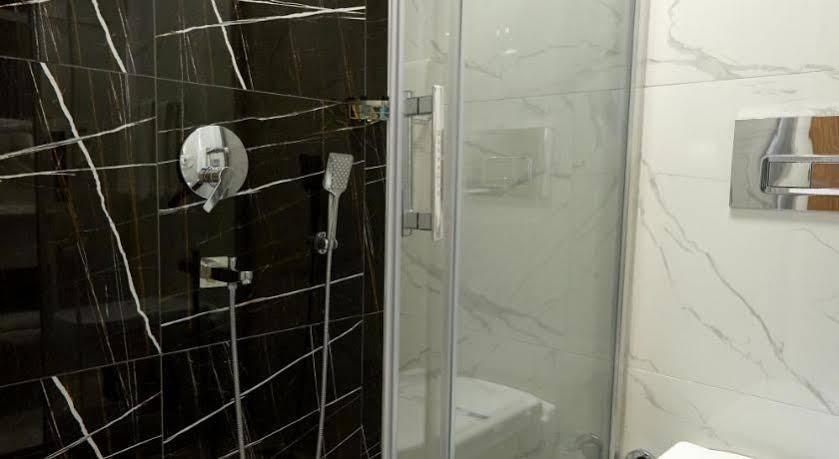 Kartal Palace Taksim Square Family Hotel イスタンブール エクステリア 写真
